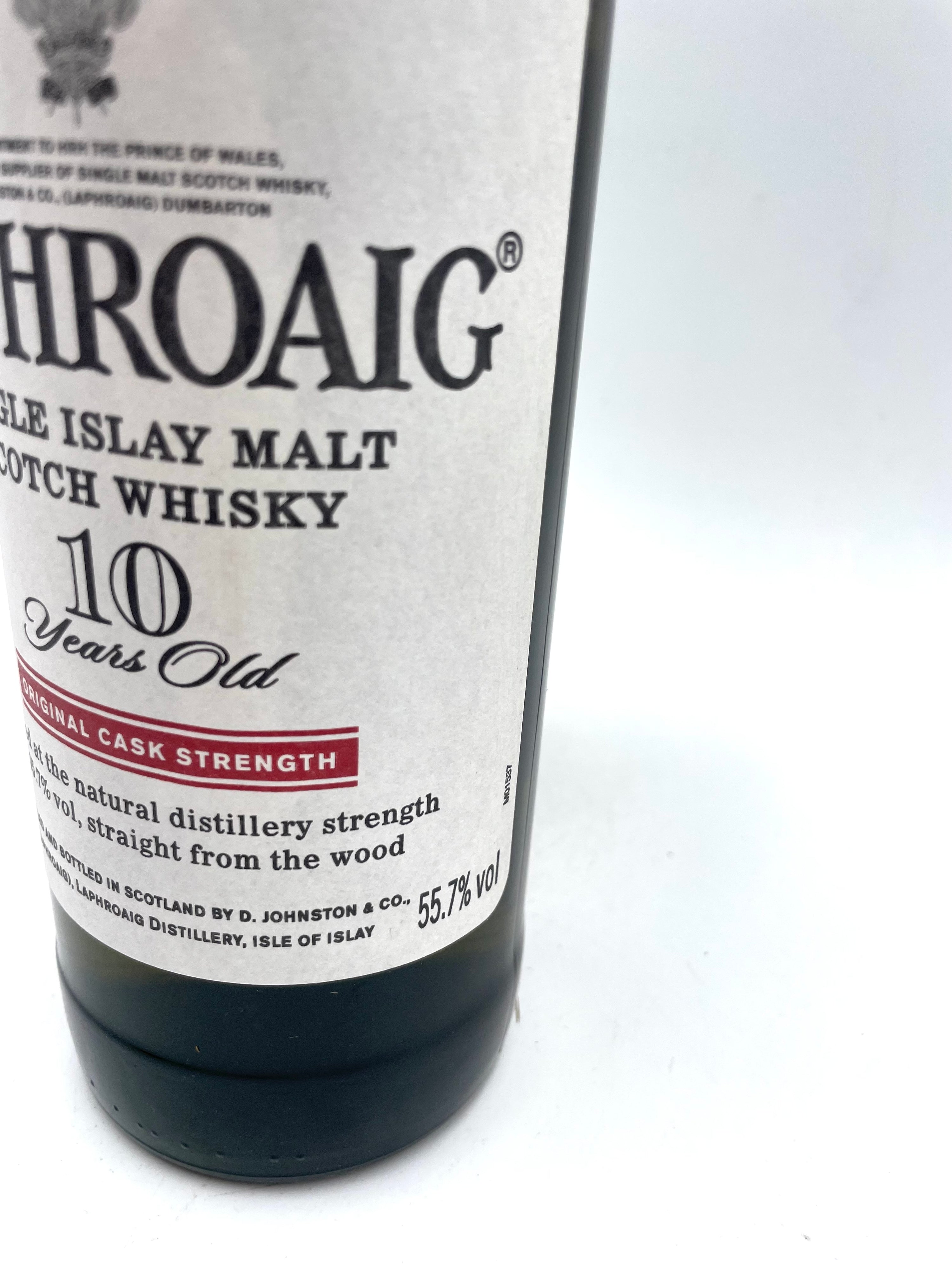 Laphroaig - 10 YO Original Cask Strength Single Islay Malt Scotch Whisky - Anni '00s