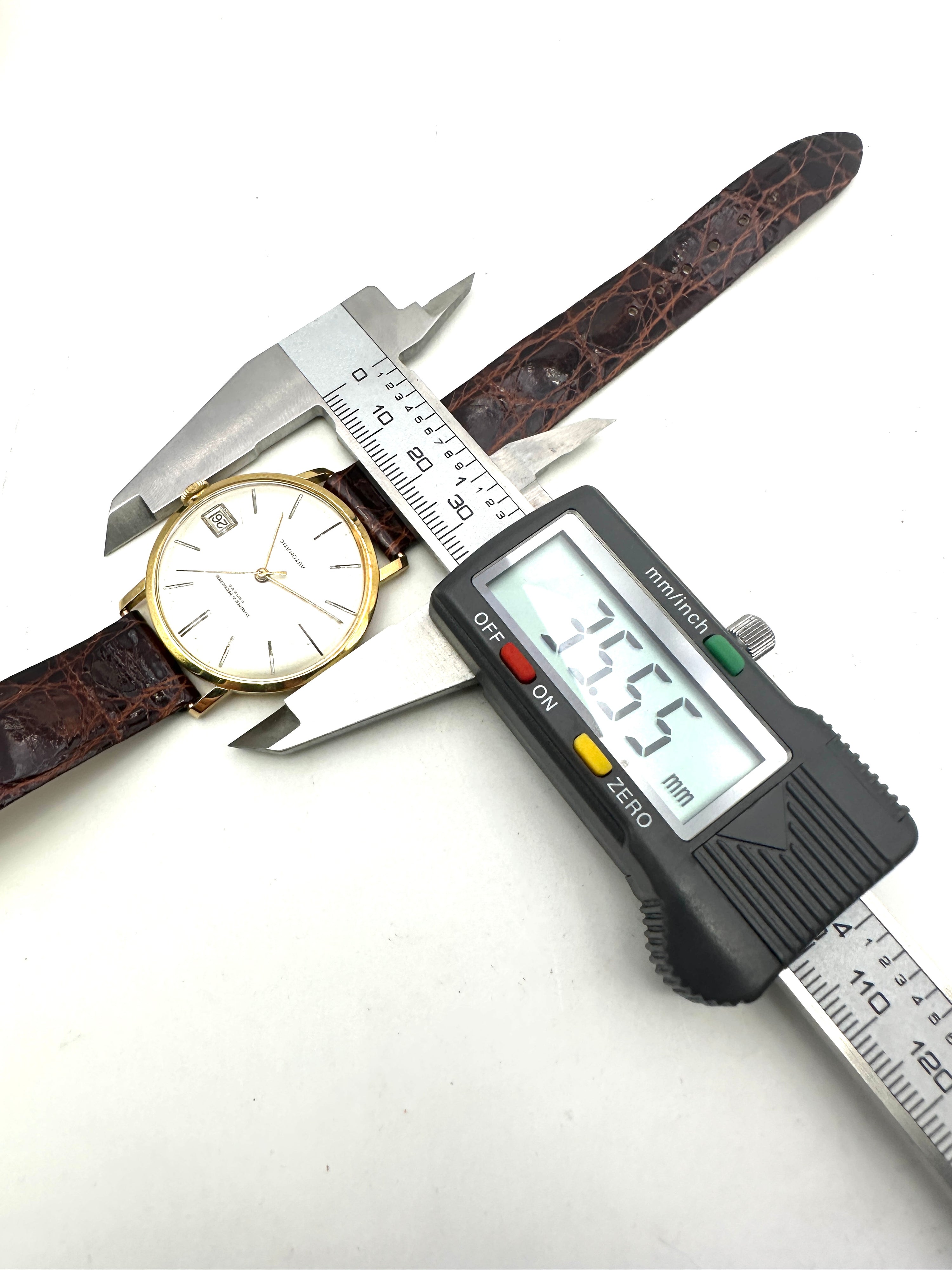 Baume & Mercier - Oro 18K - Automatico - Vintage Uomo Con Data