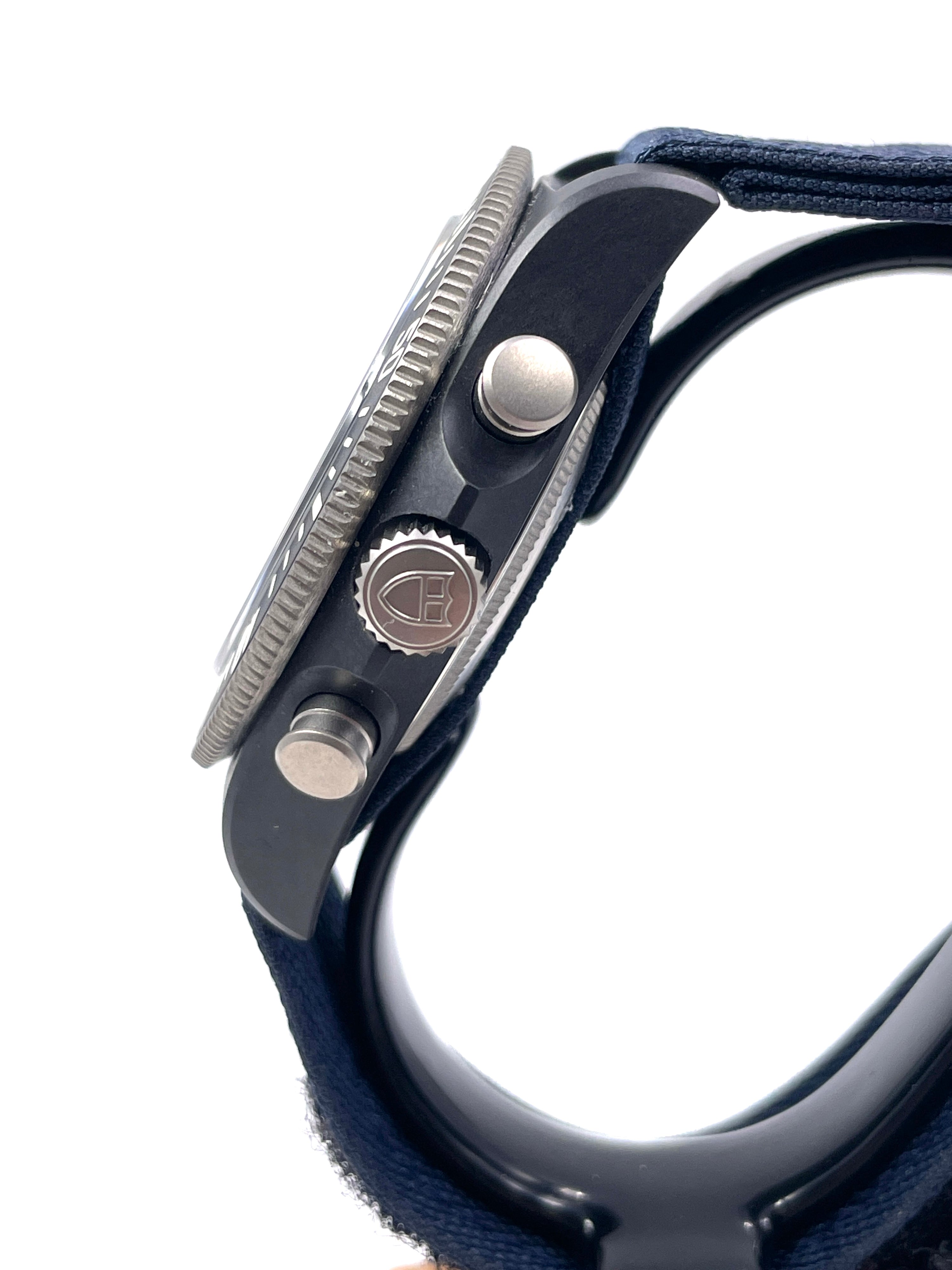 Tudor - Pelagos FDX - Chrono Alinghi Red Bull Racing - Ref. M25807KN - Full Set