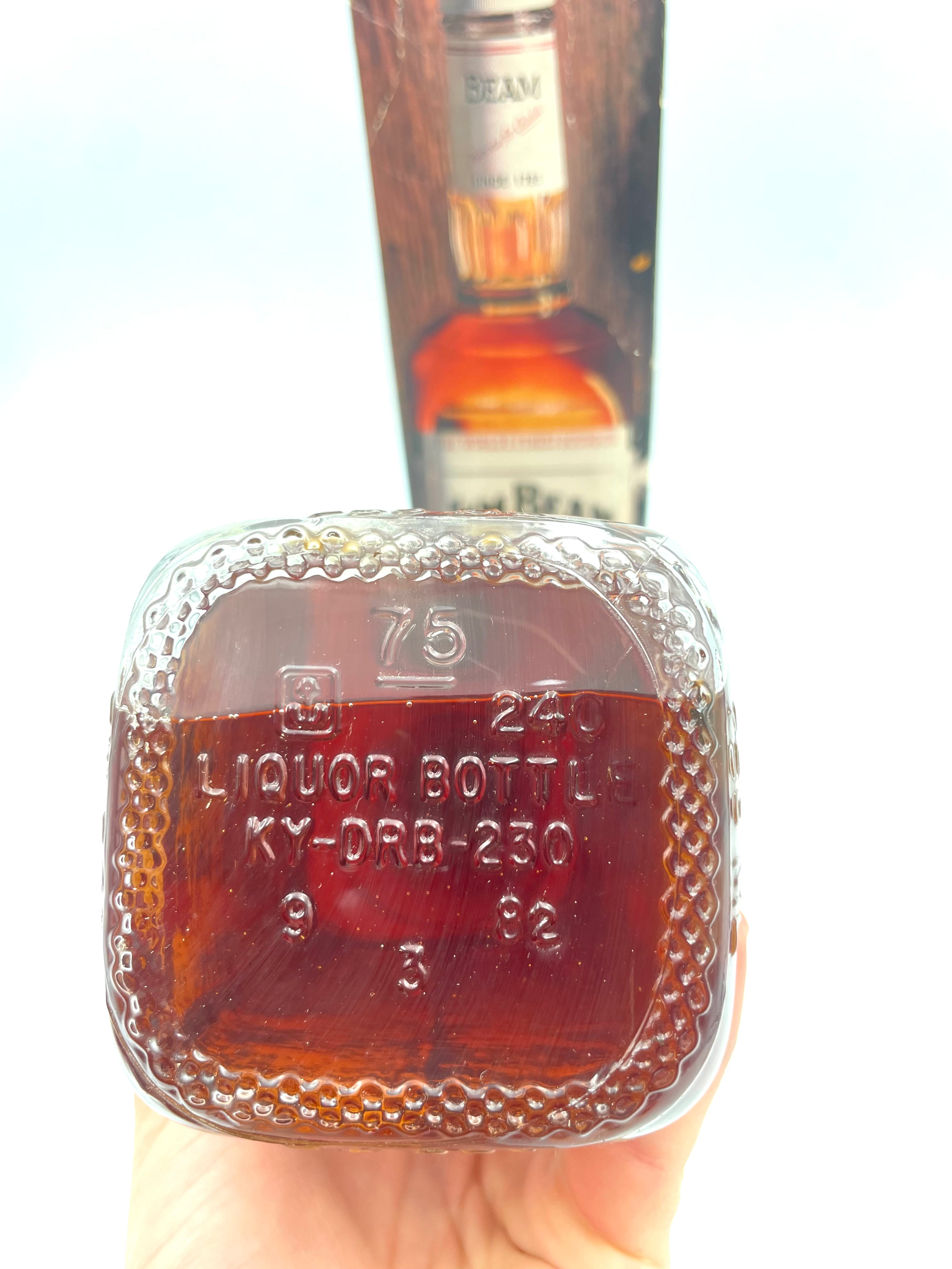 Bottl. 1982 - Jim Beam - Sour Mash Kentucky Straigth Finest Bourbon Whiskey
