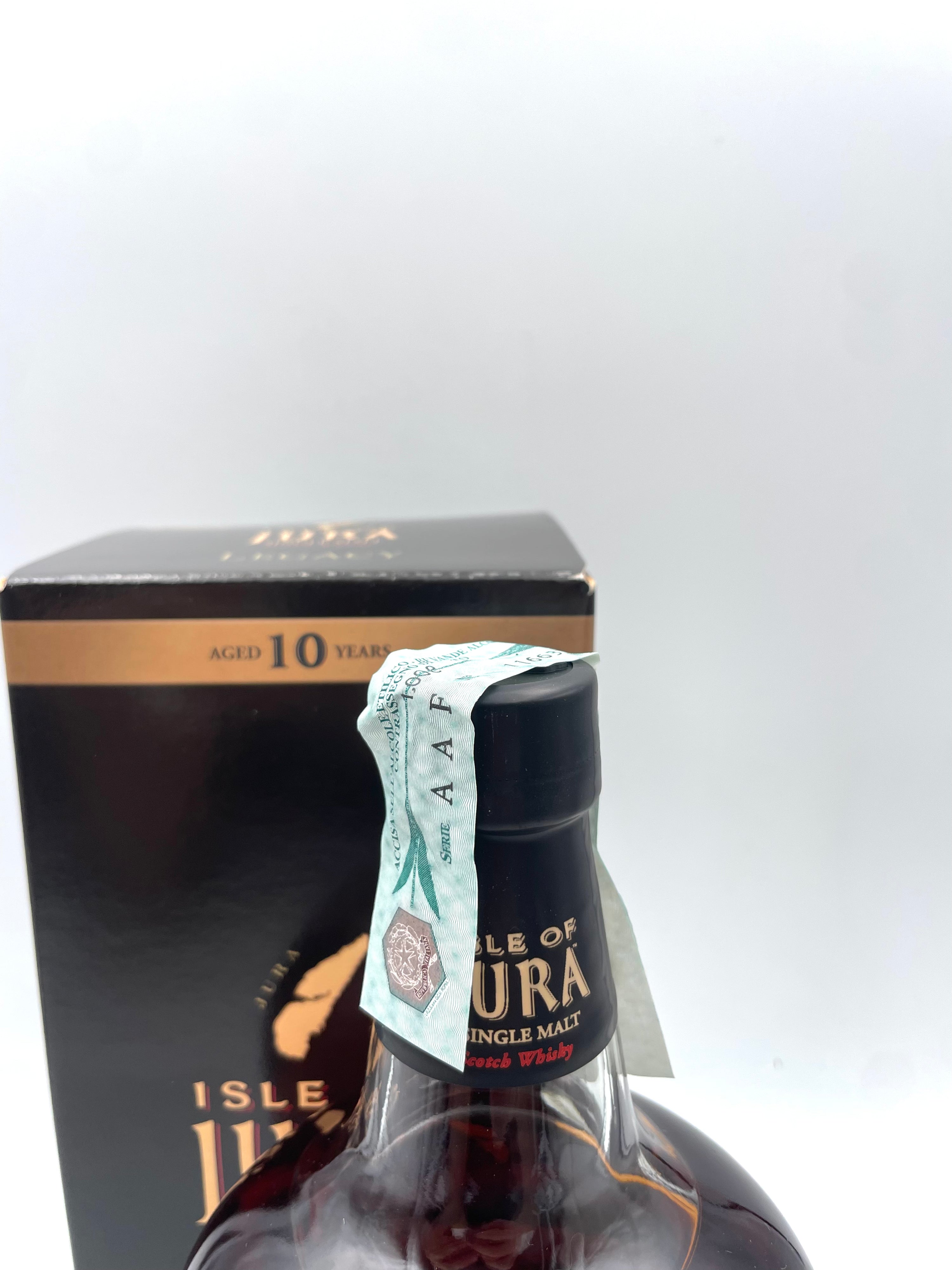 Isle Of Jura - 10 YO Legacy Single Malt Scotch Whisky - Anni '00s