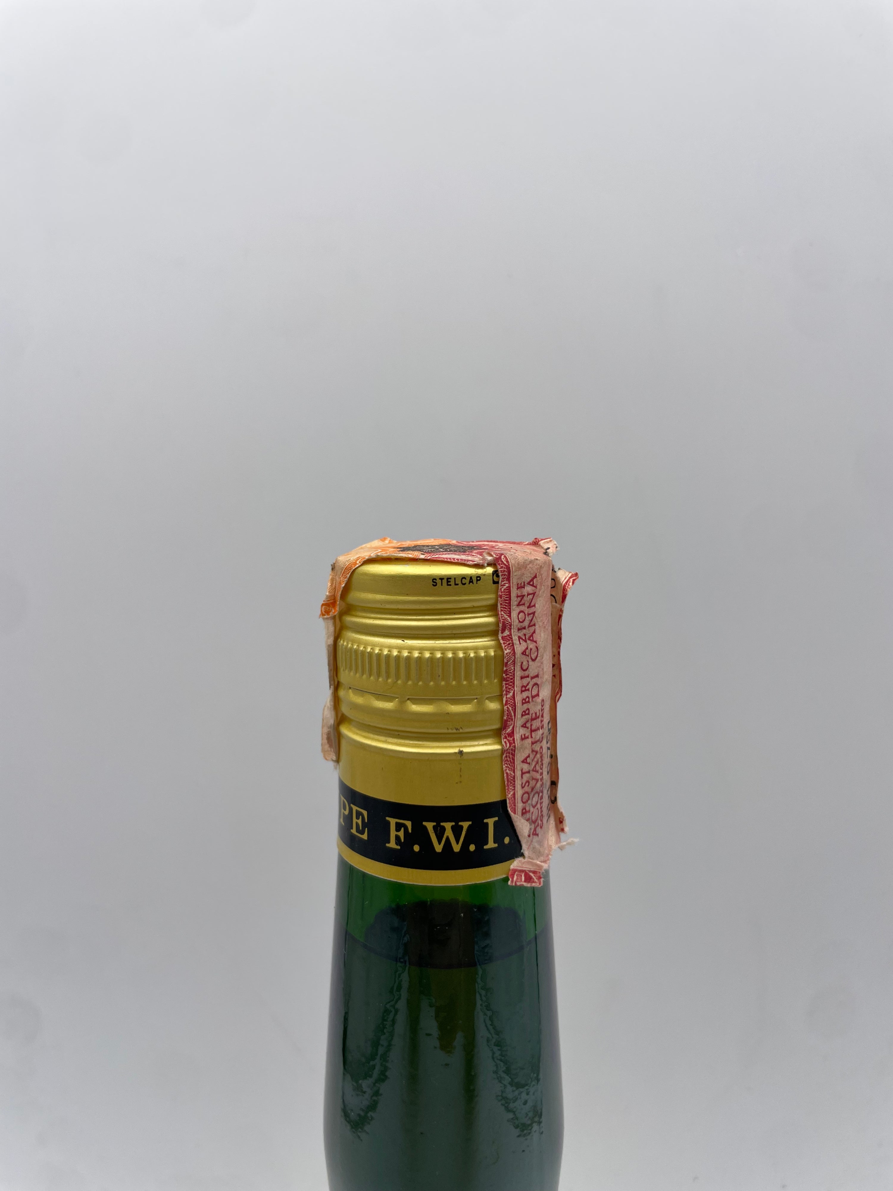 1984 - Montebello - Rare Rhum Vieux Vieilli En Futs De Chene