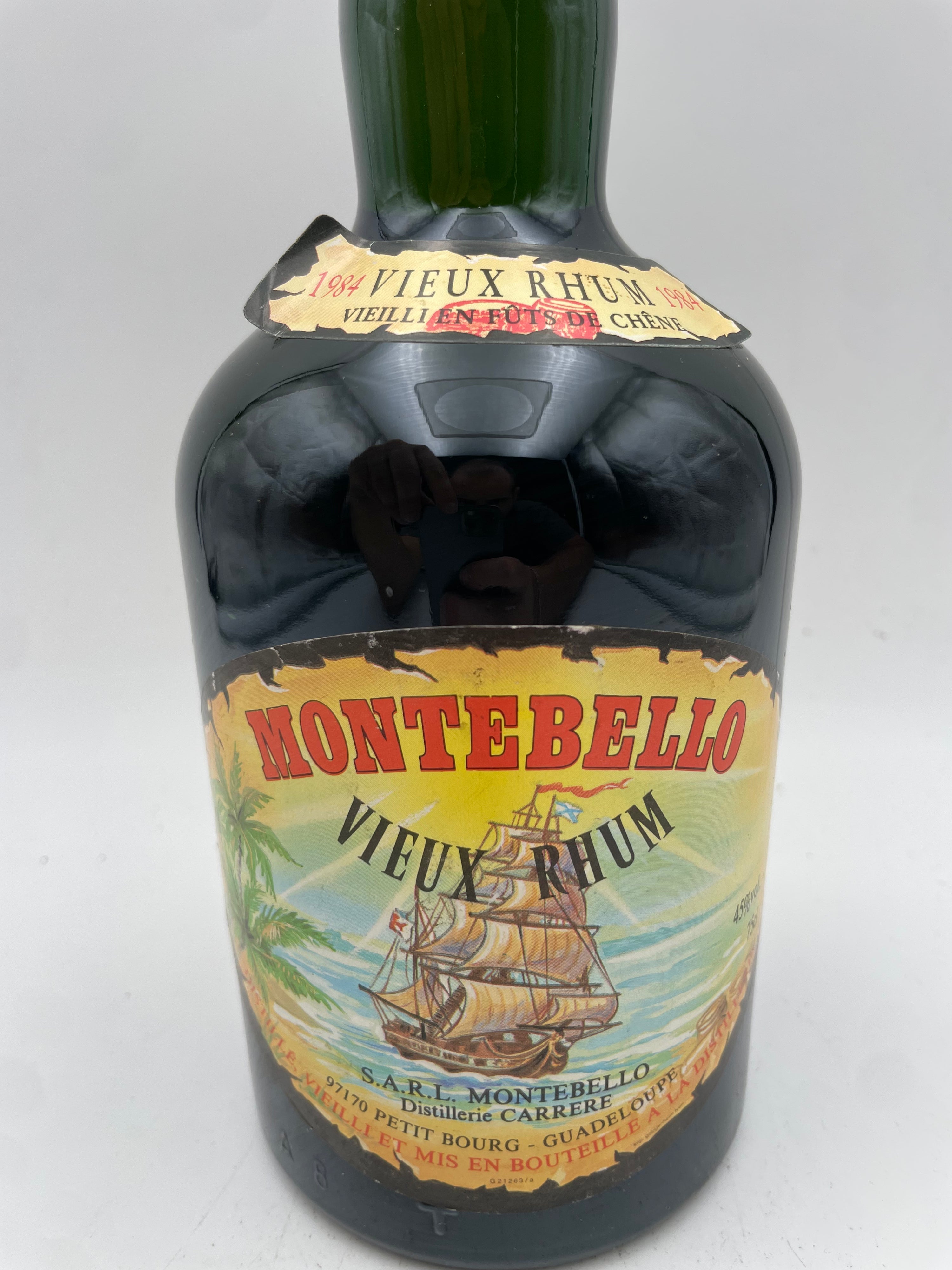 1984 - Montebello - Rare Rhum Vieux Vieilli En Futs De Chene