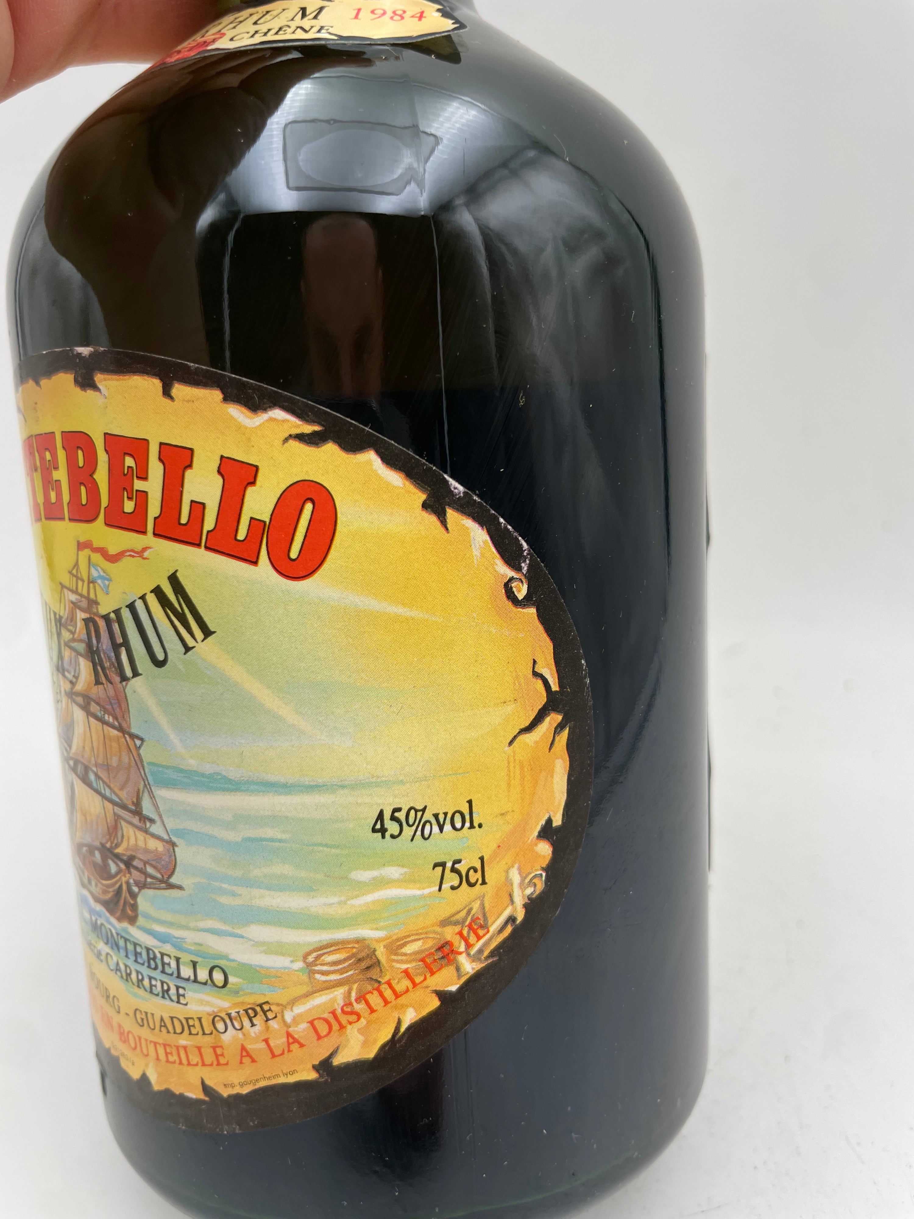 1984 - Montebello - Rare Rhum Vieux Vieilli En Futs De Chene